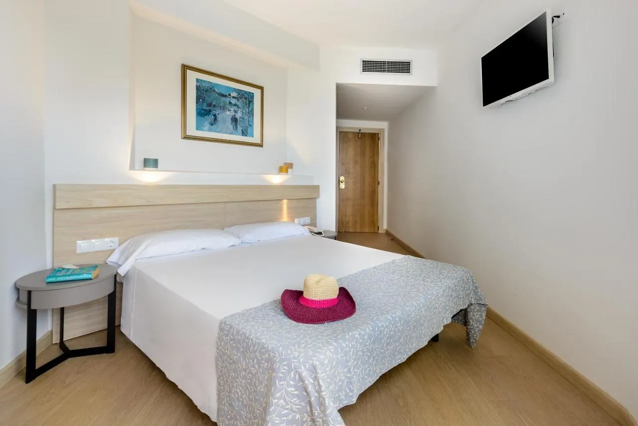 Hotel Vibra Beverly Playa Peguera 4*,